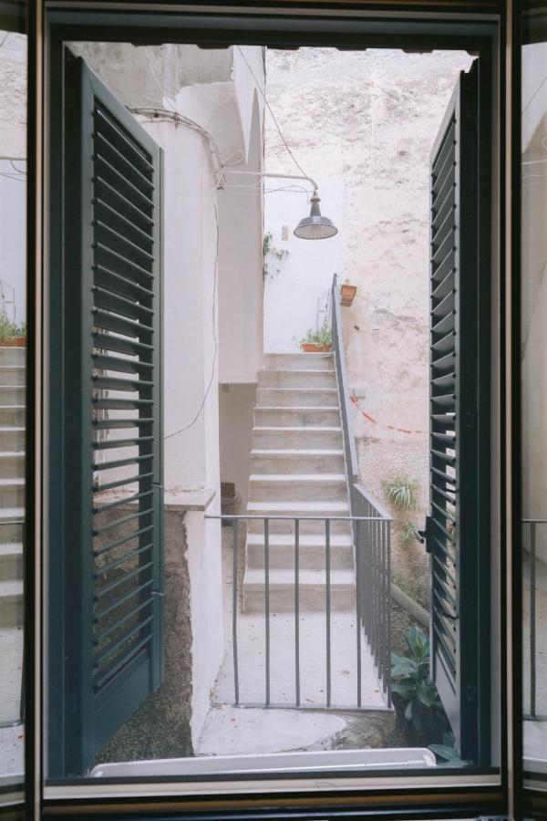 Amalfi Residenza Centrale Экстерьер фото